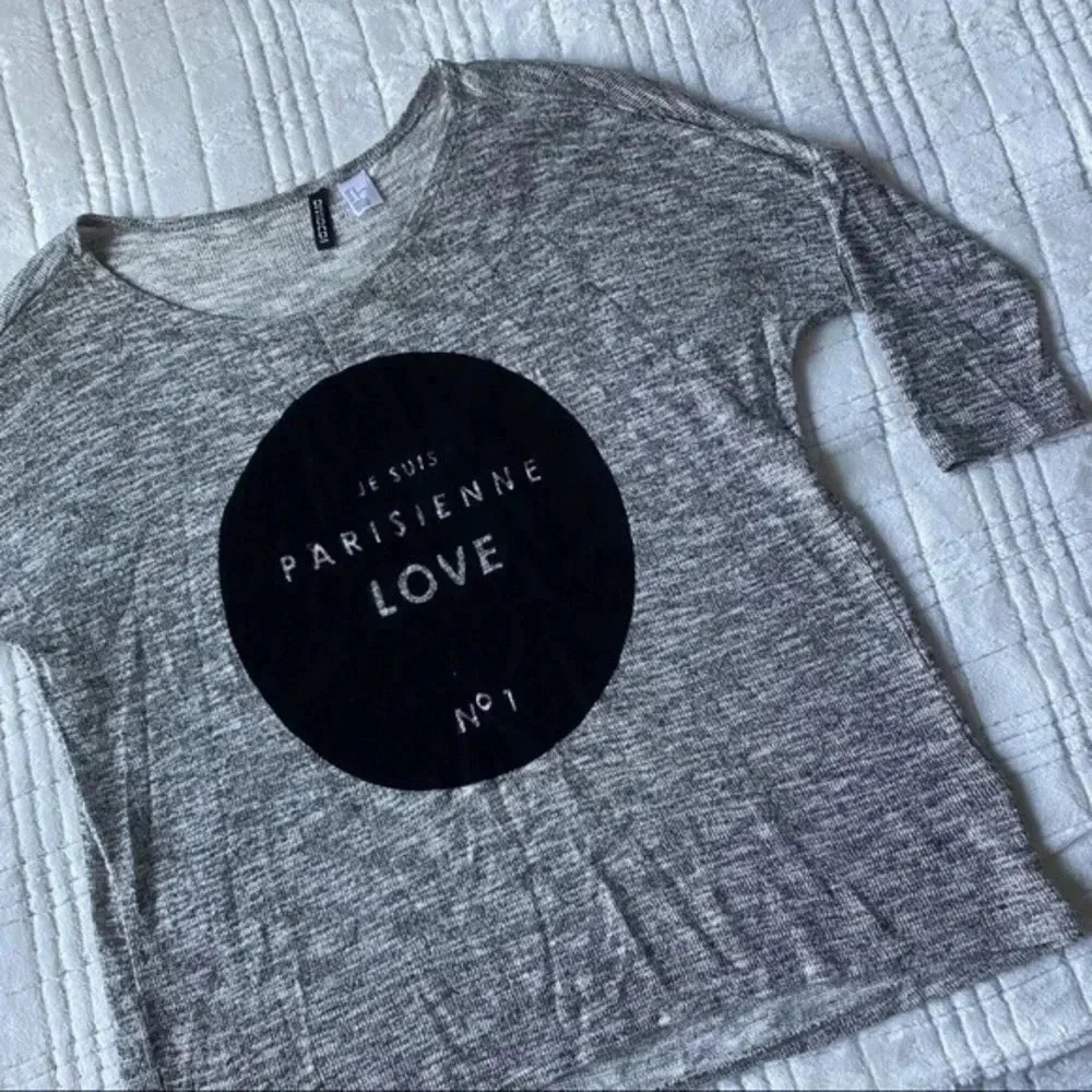 H&M sweater​